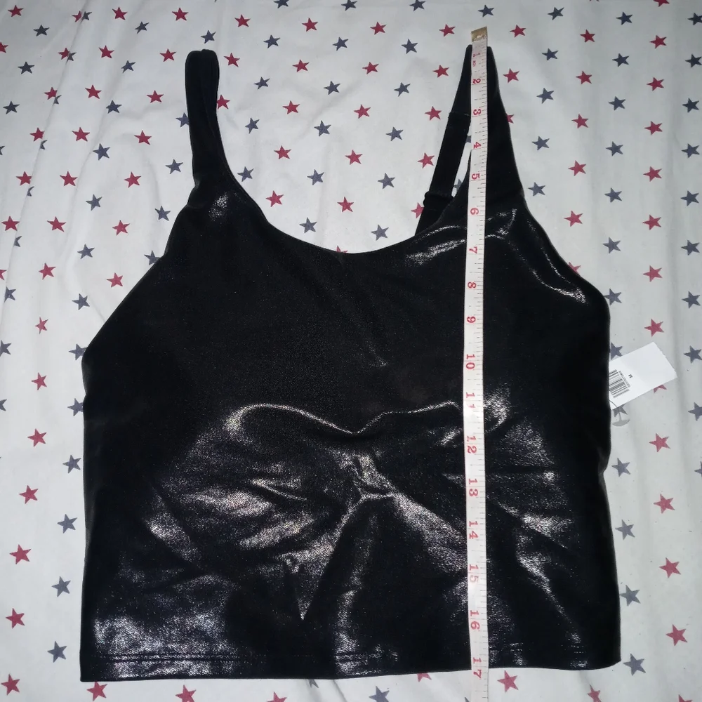 Old Navy Low Powersoft Sports Bra/Top Size M - Picture 8 of 13